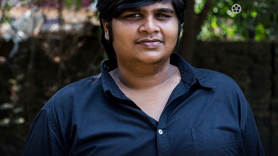 கார்த்திக் சுப்புராஜ் — Iraivi Press Meet (விக்கிமீடியா காமன்ஸ்)